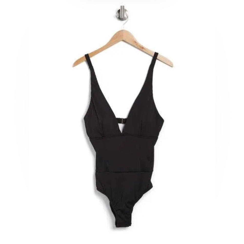RACHEL Rachel Roy - mini Rib Seam One piece Swimsuit Color : Black Size : M NWOT